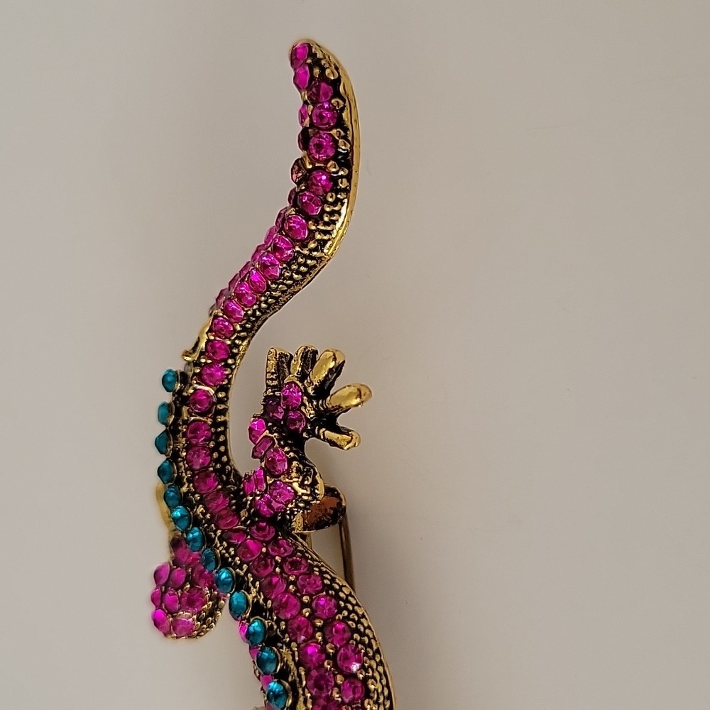 SOLD Brooch Rhinestone Lizard Brooch Excellent condition Animal Brooch/ pendant - Picture 5 of 7